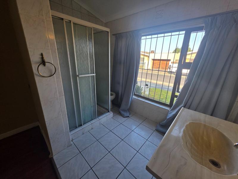3 Bedroom Property for Sale in Churchill Estate Western Cape